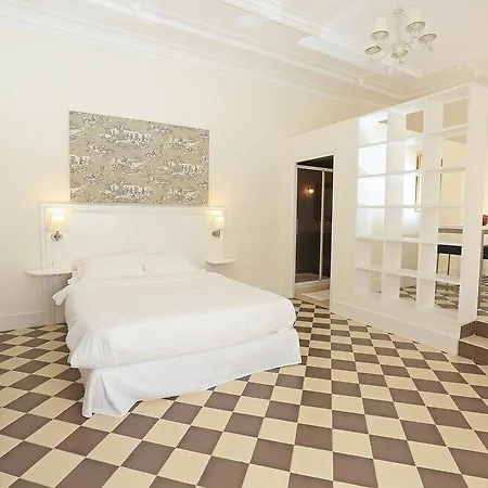 Hotel Château Beaupin Et *